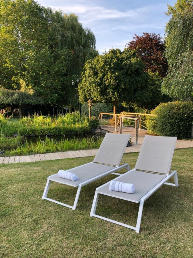 Jardin Du Marais Bed & Breakfast Froyennes Exterior photo