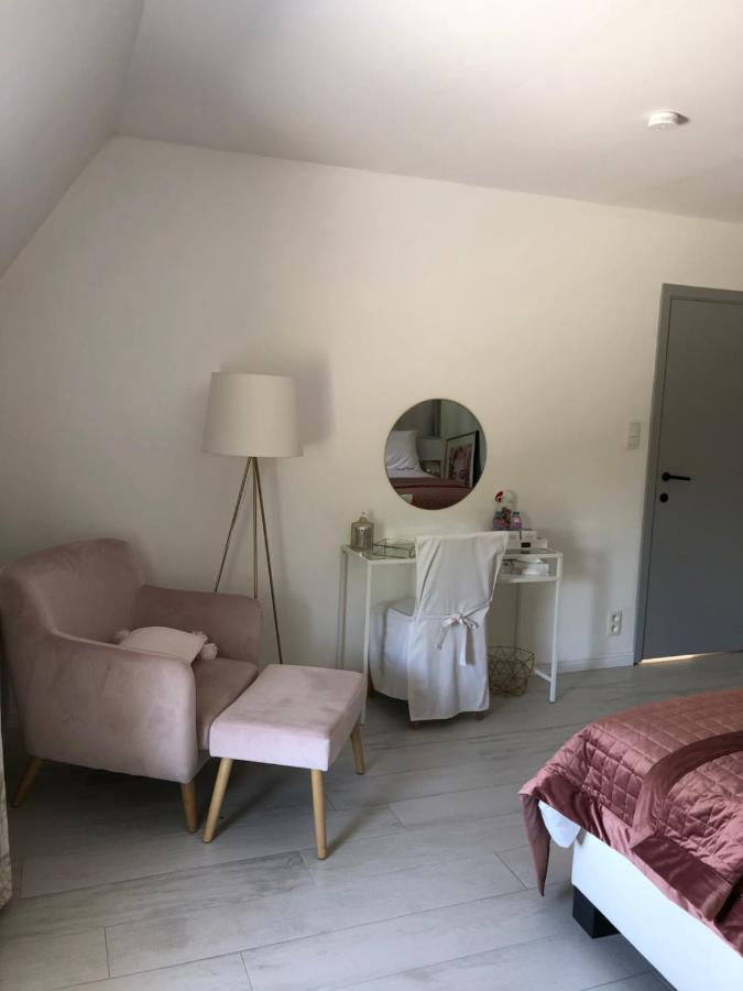 Jardin Du Marais Bed & Breakfast Froyennes Exterior photo