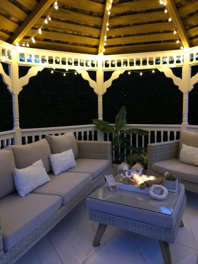 Jardin Du Marais Bed & Breakfast Froyennes Exterior photo