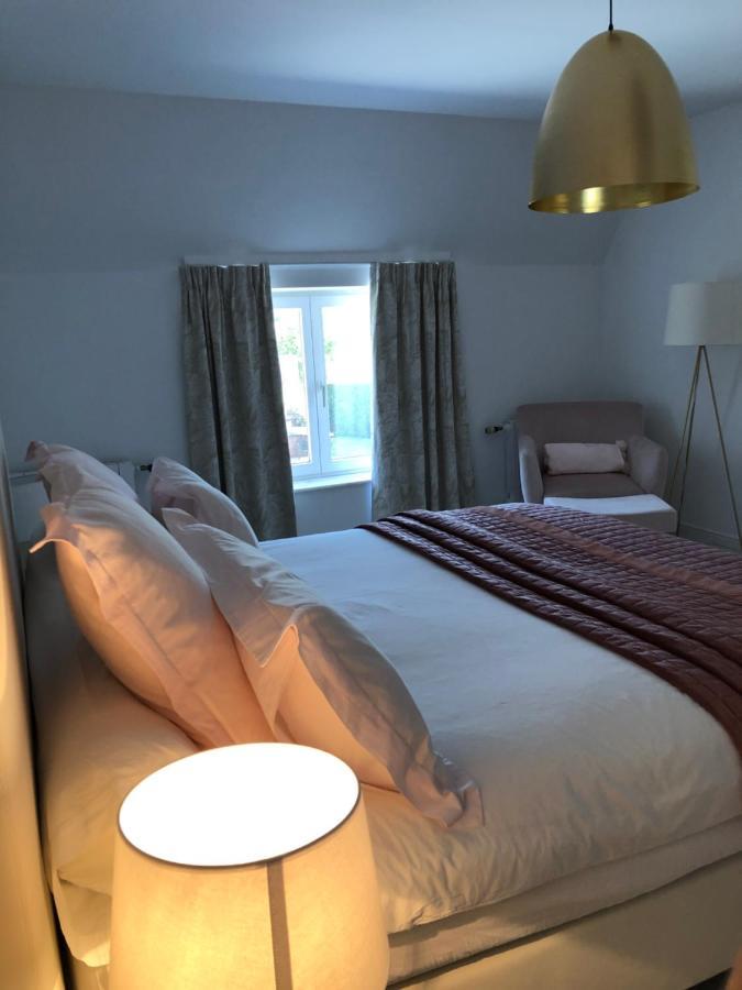 Jardin Du Marais Bed & Breakfast Froyennes Exterior photo